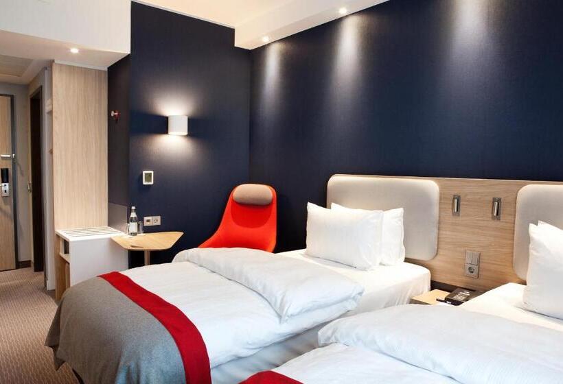 带城市景观的标准间, Holiday Inn Express Recklinghausen