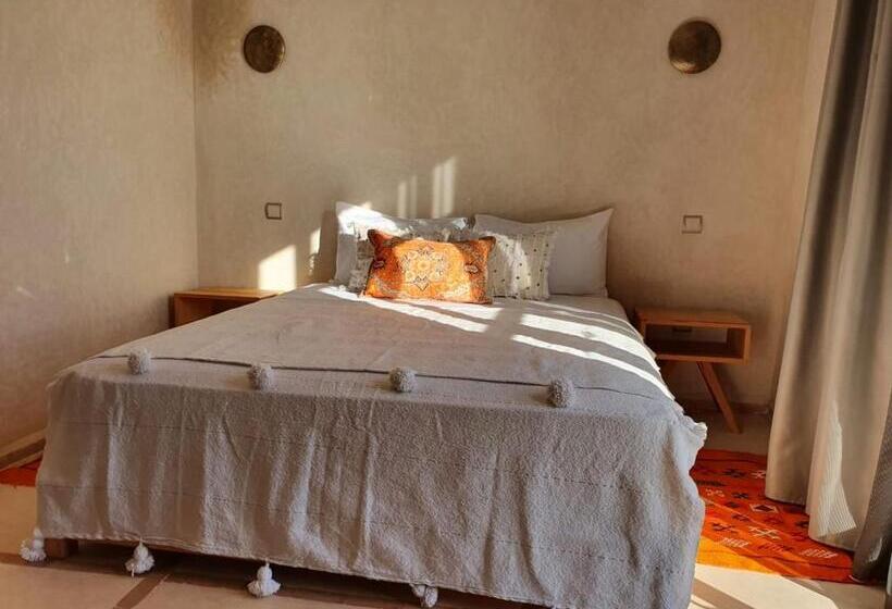 Номер Стандарт, Tassourt Lodge