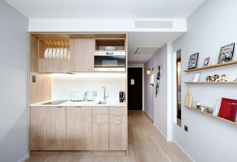 Студия Стандарт, Wilde Aparthotels London Paddington