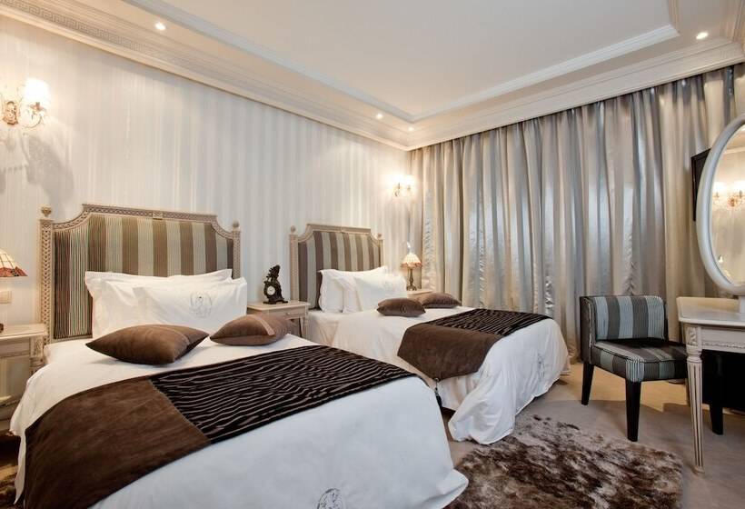 小型套房, Art Palace Suites & Spa
