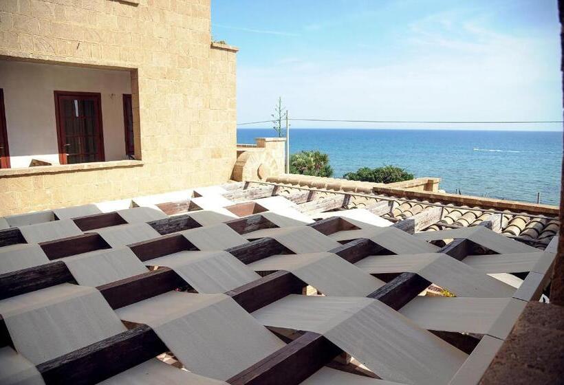 Triple Room Sea View, La Rosa Hotel   Selinunte