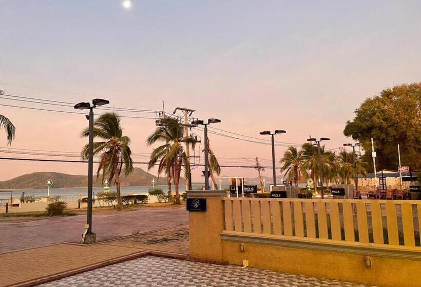 디럭스 룸 바다 전망, Panwa Beach Side Beachfront
