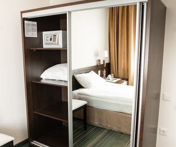 اتاق اکونومی یک تخته, Parkcity