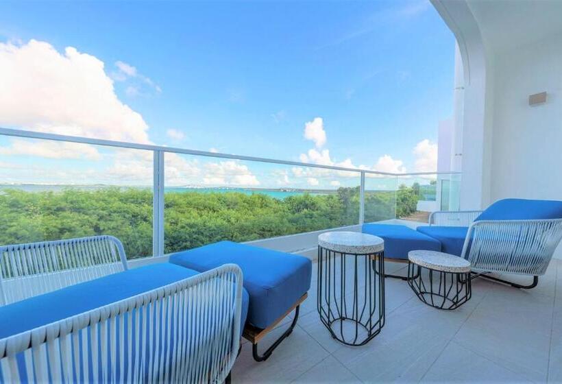 سوییت با چشم‌انداز دریا, Blue Ocean Hotel&resort Miyakojima