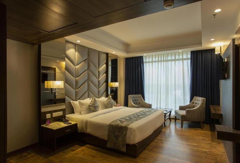ロイヤルスイート, Sarovar Portico Somnath