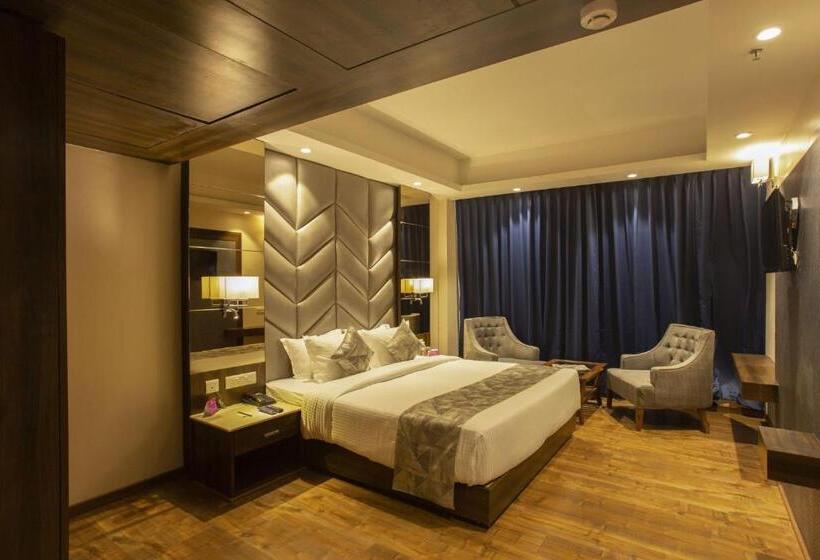 スイート, Sarovar Portico Somnath