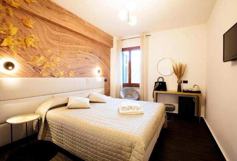 Номер Deluxe Вид на Море, Bellevue   Rooms & Suites