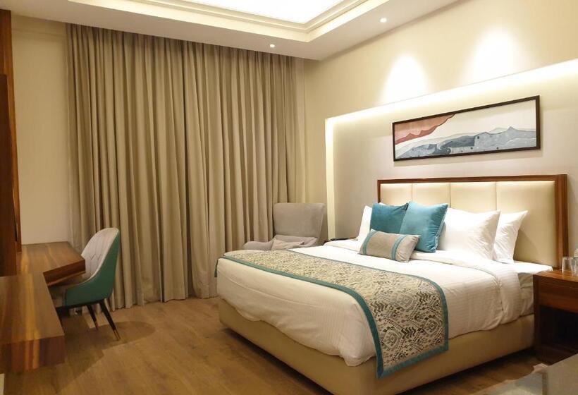行政套房, Geeta Sarovar Portico Panipat