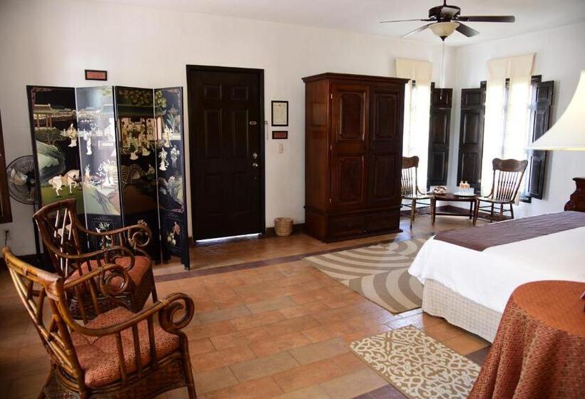Люкс, Hacienda La Magdalena