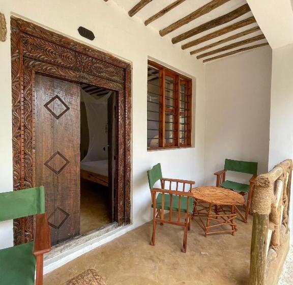 Семейный Номер, Hebe Bungalows Lodge