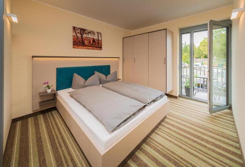 Апартаменты 2 Спальни, Elly Hostel