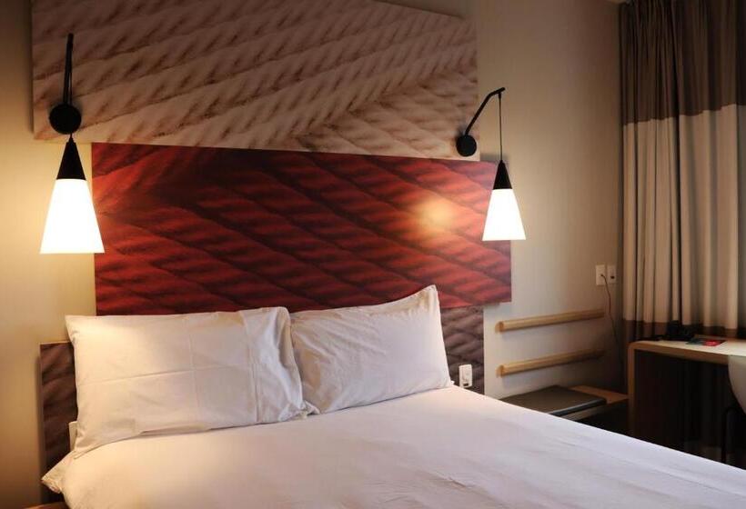 Апартаменты 1 Спальня, Ibis Guaxupe