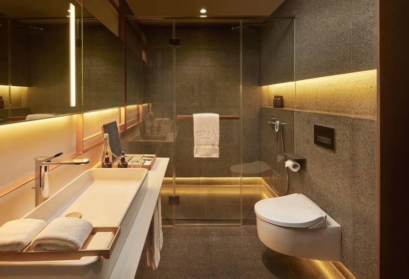 Номер Deluxe Вид на Сад, The Gaia Hotel Bandung