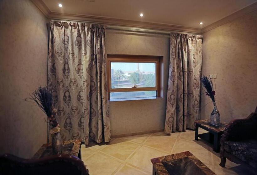 Апартаменты 2 Спальни, Mandareen Al Sharq Serviced Apartments