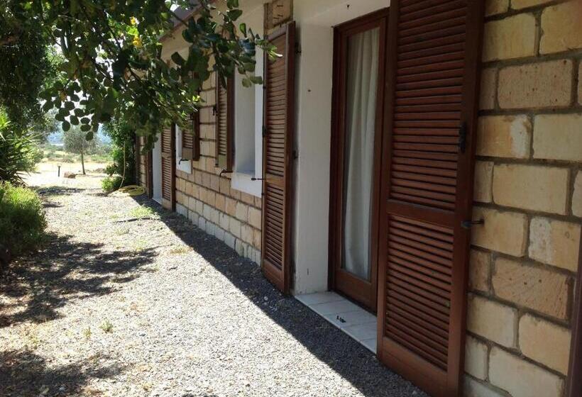Четырехместный Номер Economy, Agriturismo Sa Murta In Sennariolo Oristano