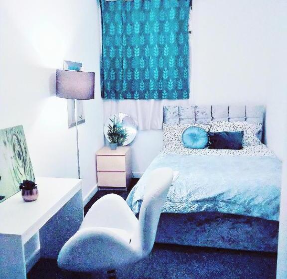스탠다드 룸 공동 욕실, Cosyroom Close To University Of Bradford And City Centre