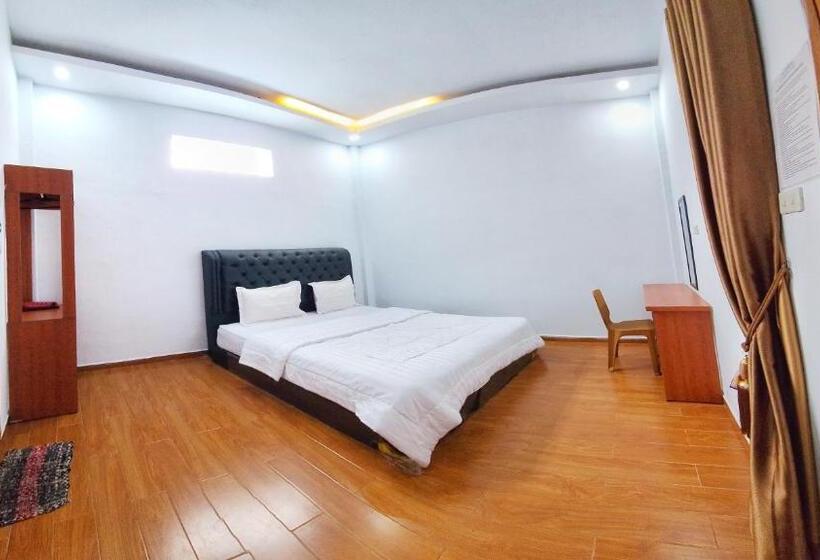 Стандартный Номер Кровать Кинг, Depik Inn