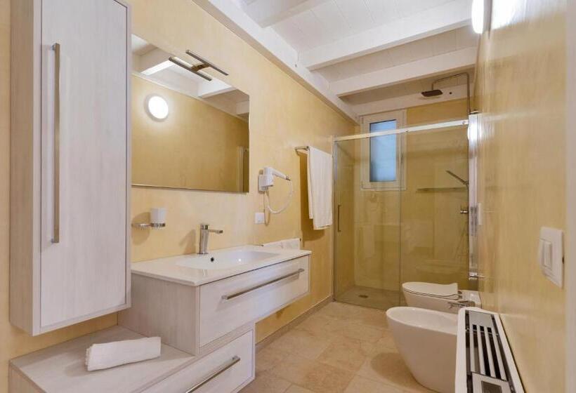 Casa 2 Quartos, Dimora Fraschi