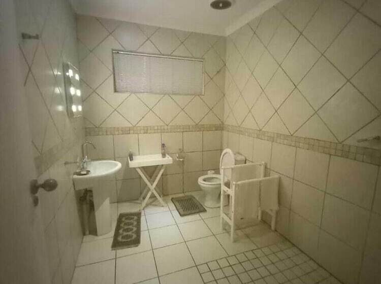 Номер Deluxe, Michaelangelo Guest House