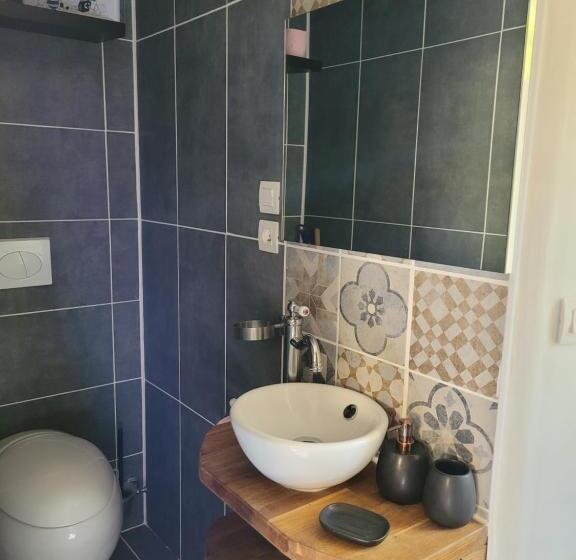 Апартаменты 2 Спальни, La Reynière