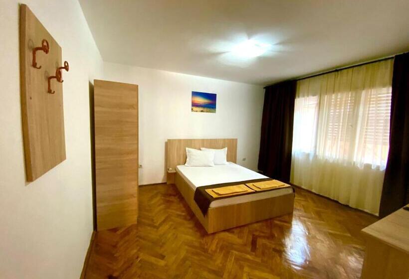 اتاق استاندارد, Casa Roxamy