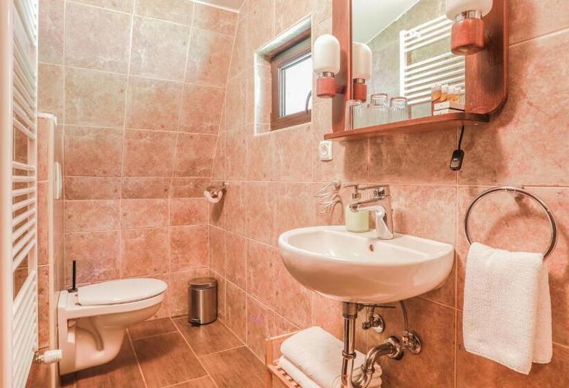 Bungalow Estándar, Penzion Pibernik   Adults Only