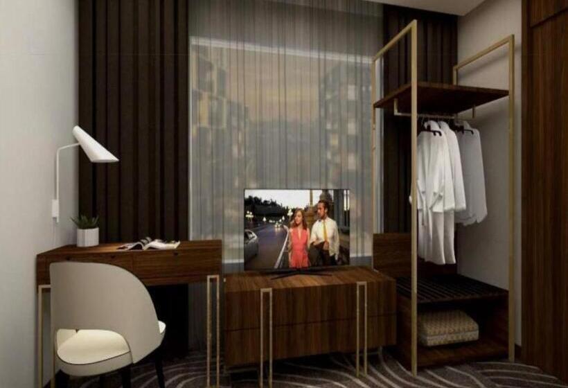 스위트, Grand Summit Hotel General Santos