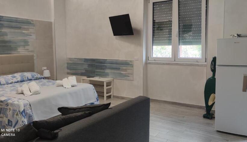 اتاق خانوادگی, B & B Le Gemelline