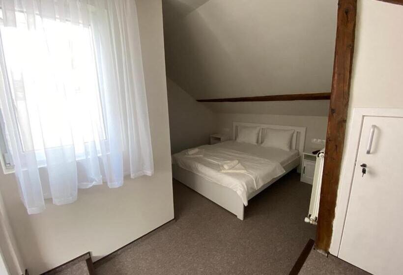 Family Suite, Boutique Rooms With Parking