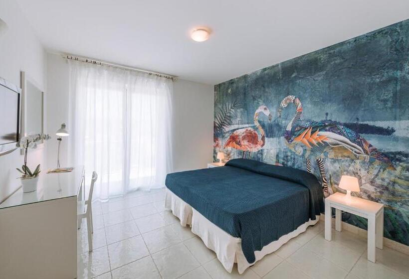 Standard 4-Bettzimmer mit Balkon, Lamare Cucina E Dimore