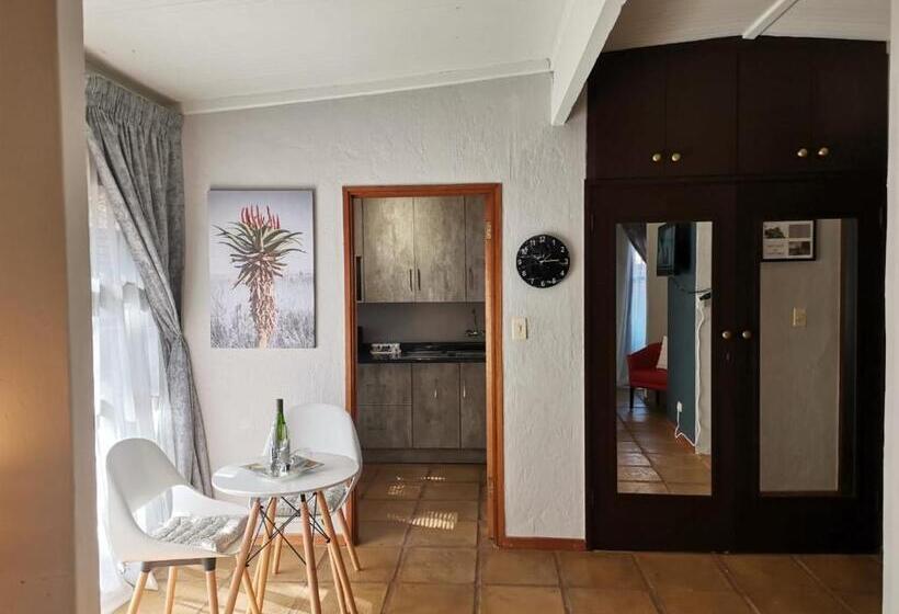 اتاق استاندارد, Mia Hills Guest House
