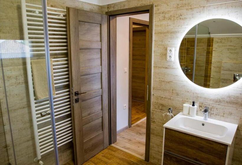 Номер Стандарт с Балконом, Kukorica Csárda Apartman