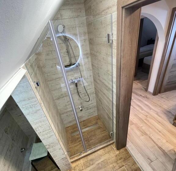 Семейный Номер, Kukorica Csárda Apartman