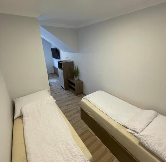 패밀리 스위트, Kukorica Csárda Apartman