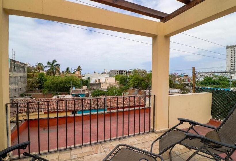 חדר סטנדרט, Hostal En El Centro Lakiwa