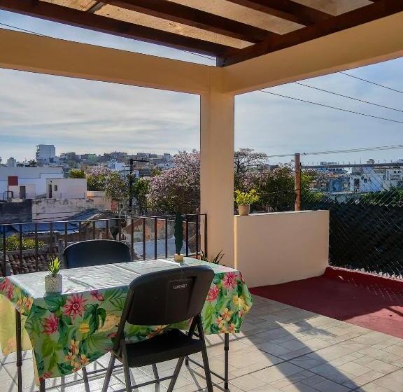 חדר סטנדרט חדר אמבטיה משותף, Hostal En El Centro Lakiwa