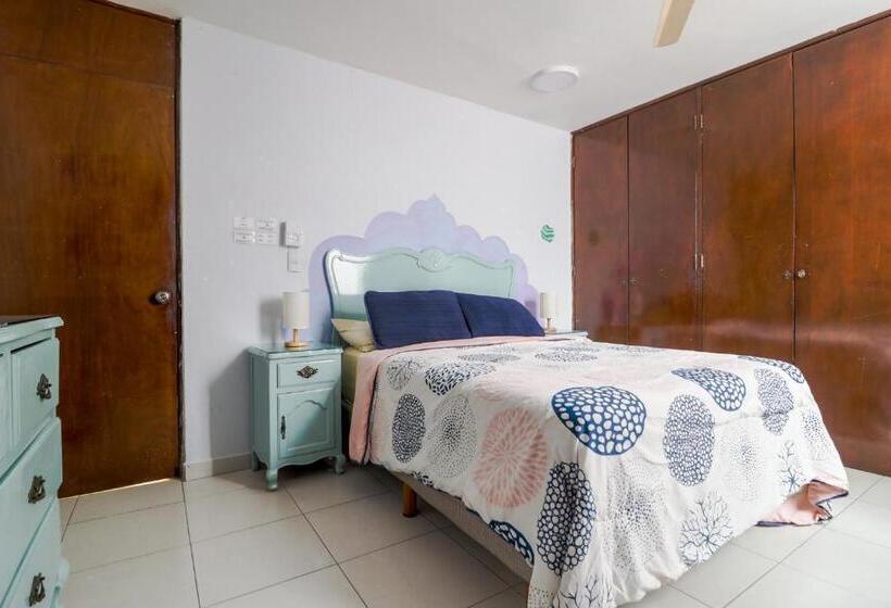 חדר סטנדרט, Hostal En El Centro Lakiwa
