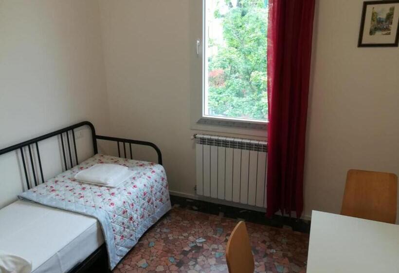 اتاق استاندارد یک تخته با سرویس بهداشتی مشترک, Venice View Guesthouse