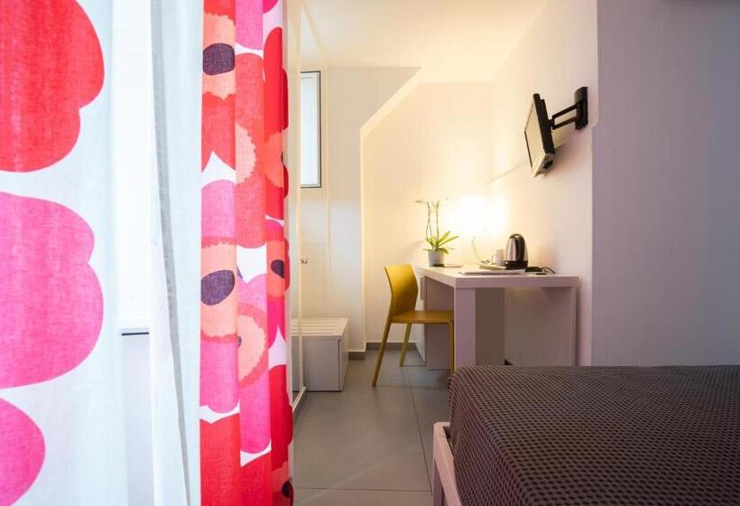 اتاق عادی, Suite Inn Catania