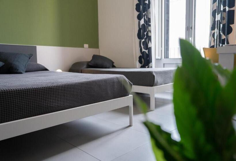 اتاق سوپریور خانوادگی, Suite Inn Catania