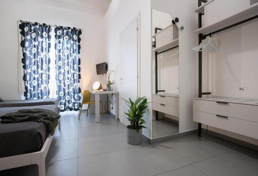 اتاق سوپریور خانوادگی, Suite Inn Catania