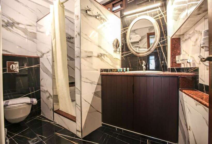 Семейный Номер, Alsos House