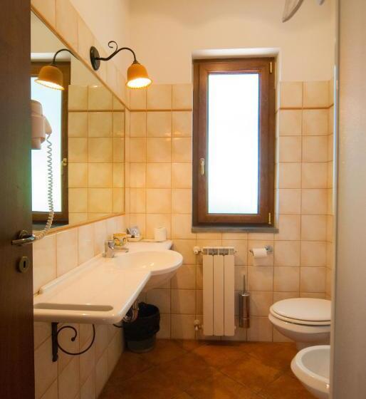 标准间, Poggiofelice B&b