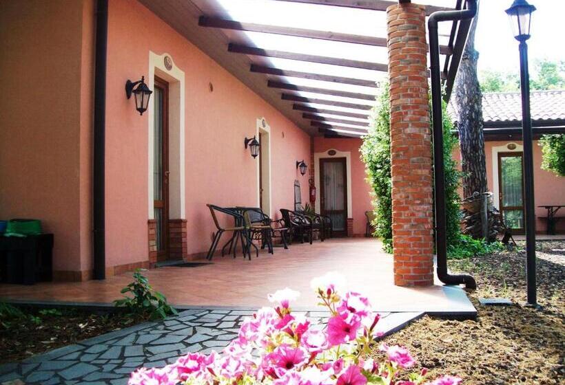 家庭间, Poggiofelice B&b