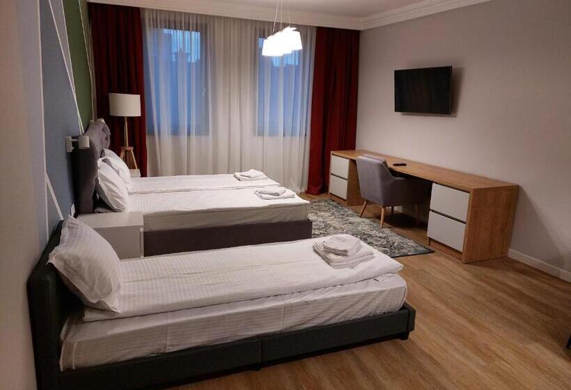 اتاق استاندارد سه نفره, H11 Downtown Apartments