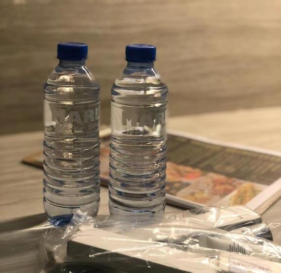 اتاق استاندارد, A.m @ 93rd