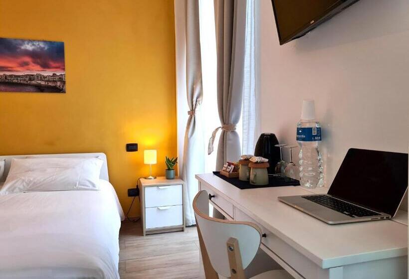 Номер Deluxe с Балконом, Fortuna Guest House