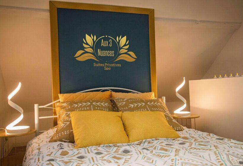 Люкс Повышенной Комфортности, Aux 3 Nuances Suites Privatives & Spa