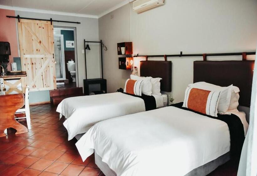 Номер Стандарт, Amaziah Guesthouse