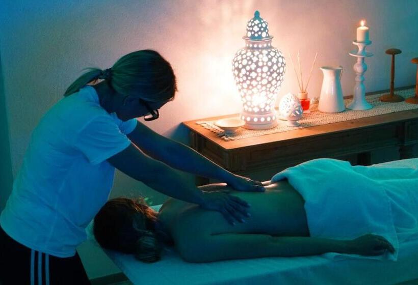 Quarto Estandar com Hidromassagem, B&b Giardino Delle Delizie